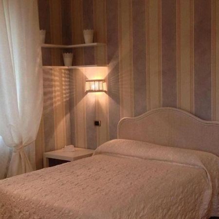 Corte Breda, Agriturismo Bed&Breakfast Chiari Exteriör bild