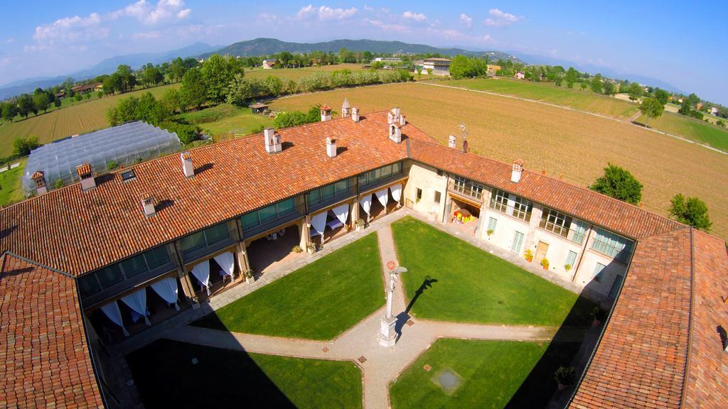Corte Breda, Agriturismo Bed&Breakfast Chiari Exteriör bild