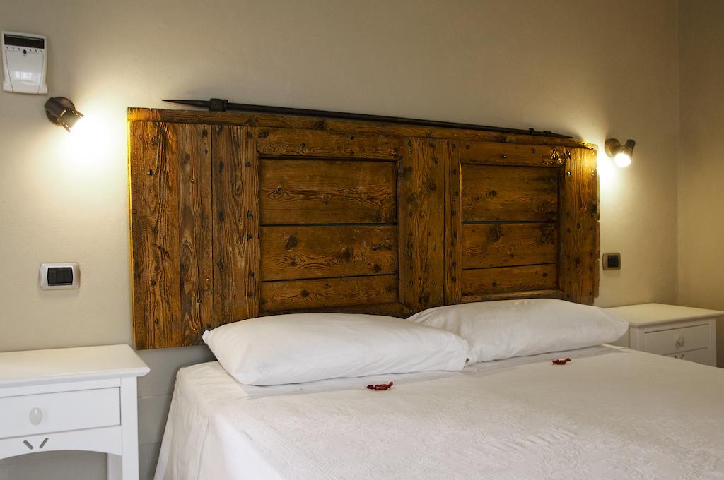 Corte Breda, Agriturismo Bed&Breakfast Chiari Rum bild