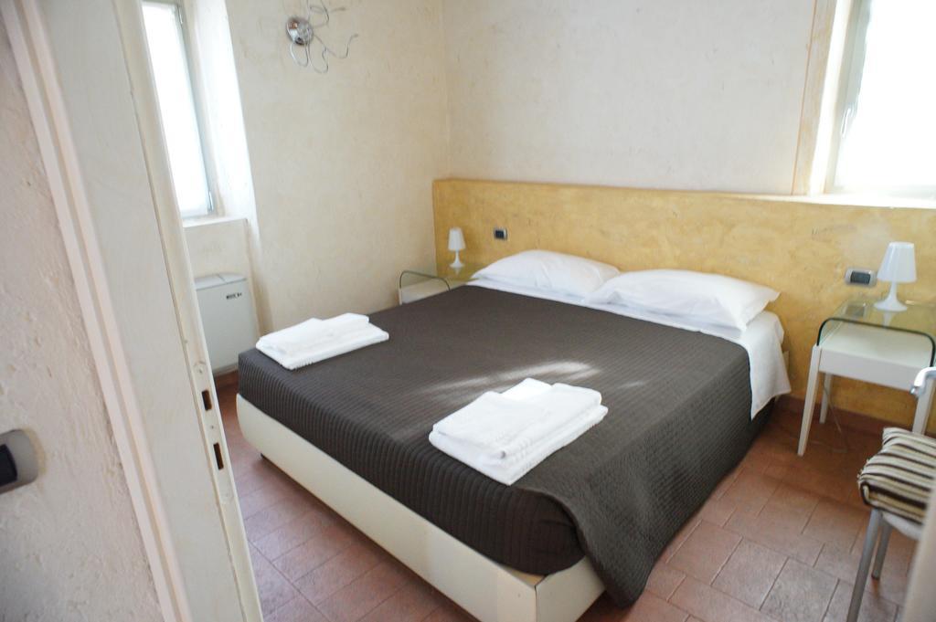 Corte Breda, Agriturismo Bed&Breakfast Chiari Exteriör bild